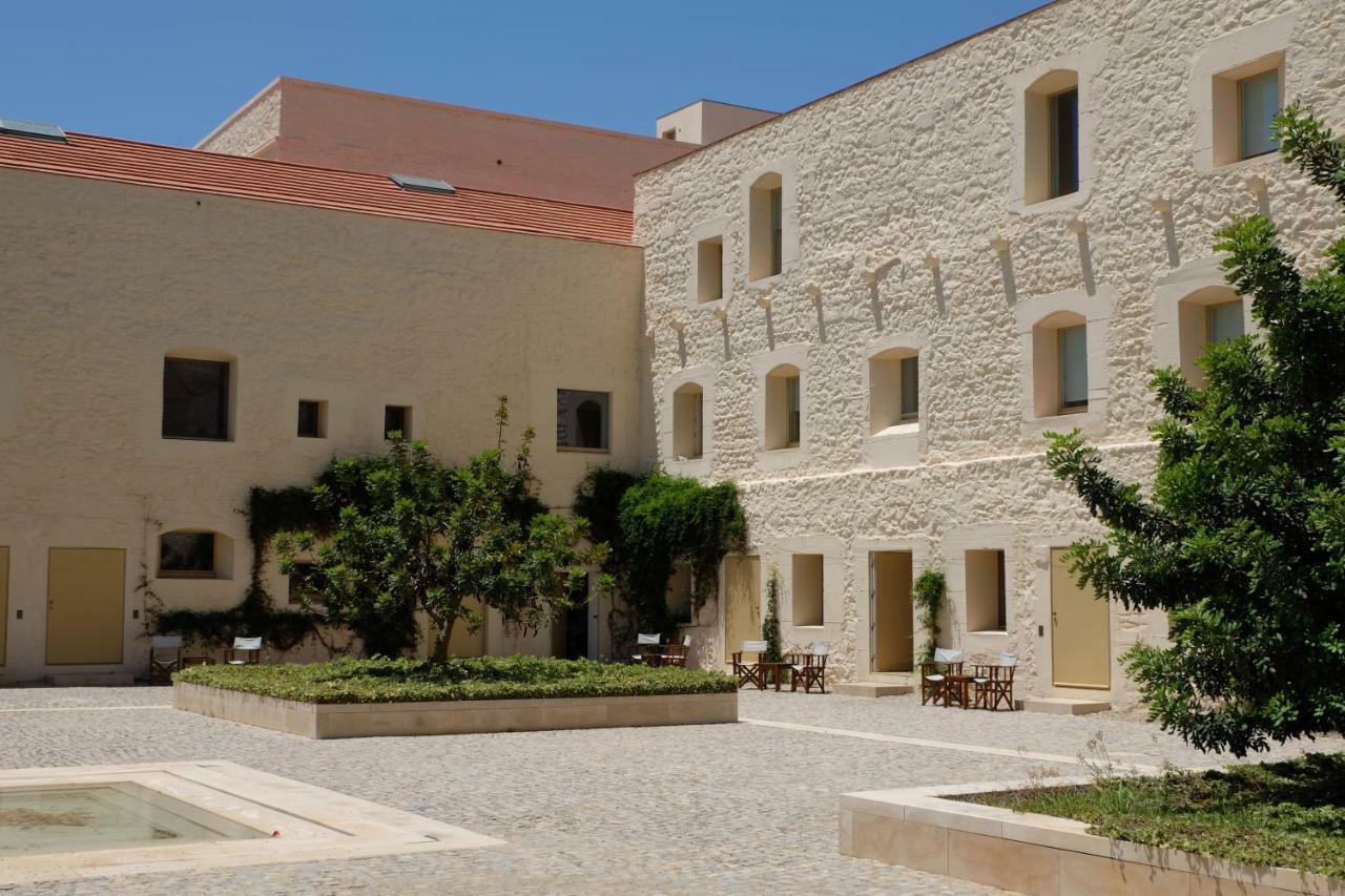 Flattered To Be In Algarve Appartement Tavira Buitenkant foto